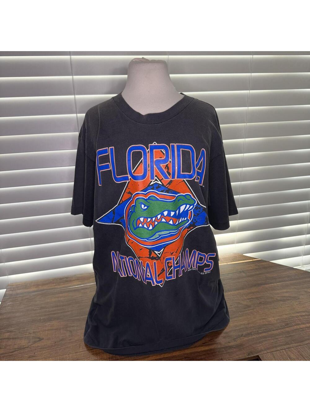 Tennessee River Florida Gators National Champs Vintage T-Shirt Size Large